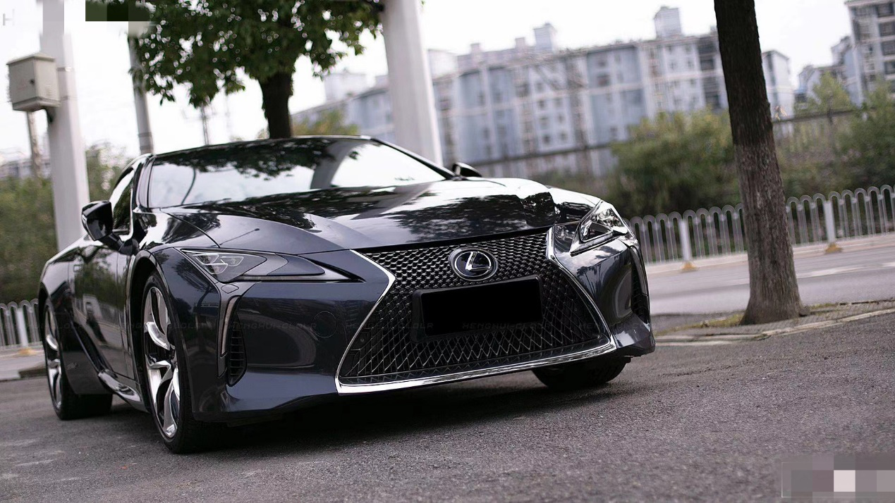 改色碳灰蓝的雷克萨斯lc500h彰显冷酷与优雅双面诱惑