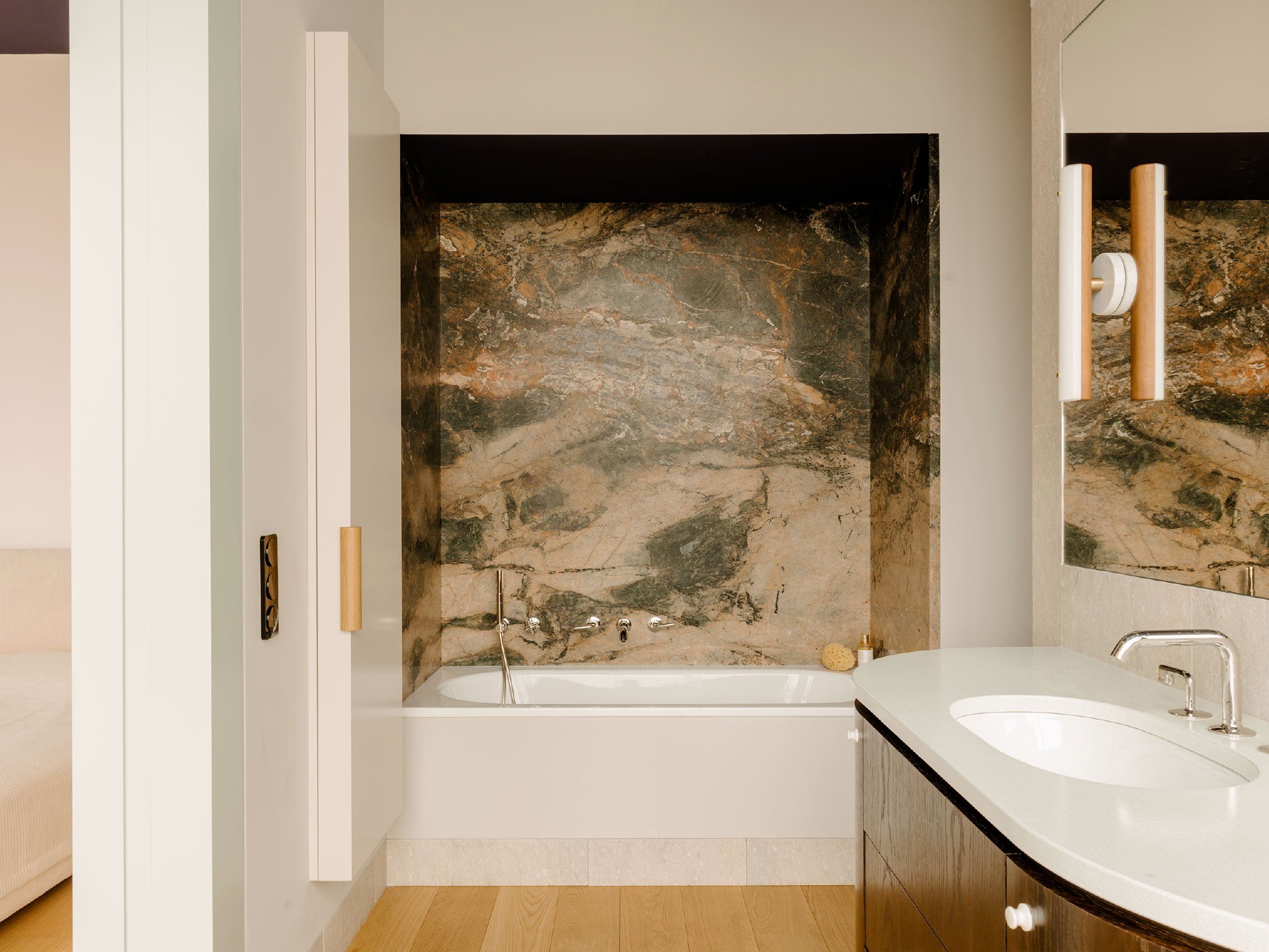 花了7个月,改造160㎡老宅,完工后的复古风,让邻居都羡慕了休闲区蓝鸢梦想 - Www.slyday.coM 花了7个月,改造160㎡老宅,完工后的复古风,让邻居都羡慕了休闲区蓝鸢梦想 - Www.slyday.coM