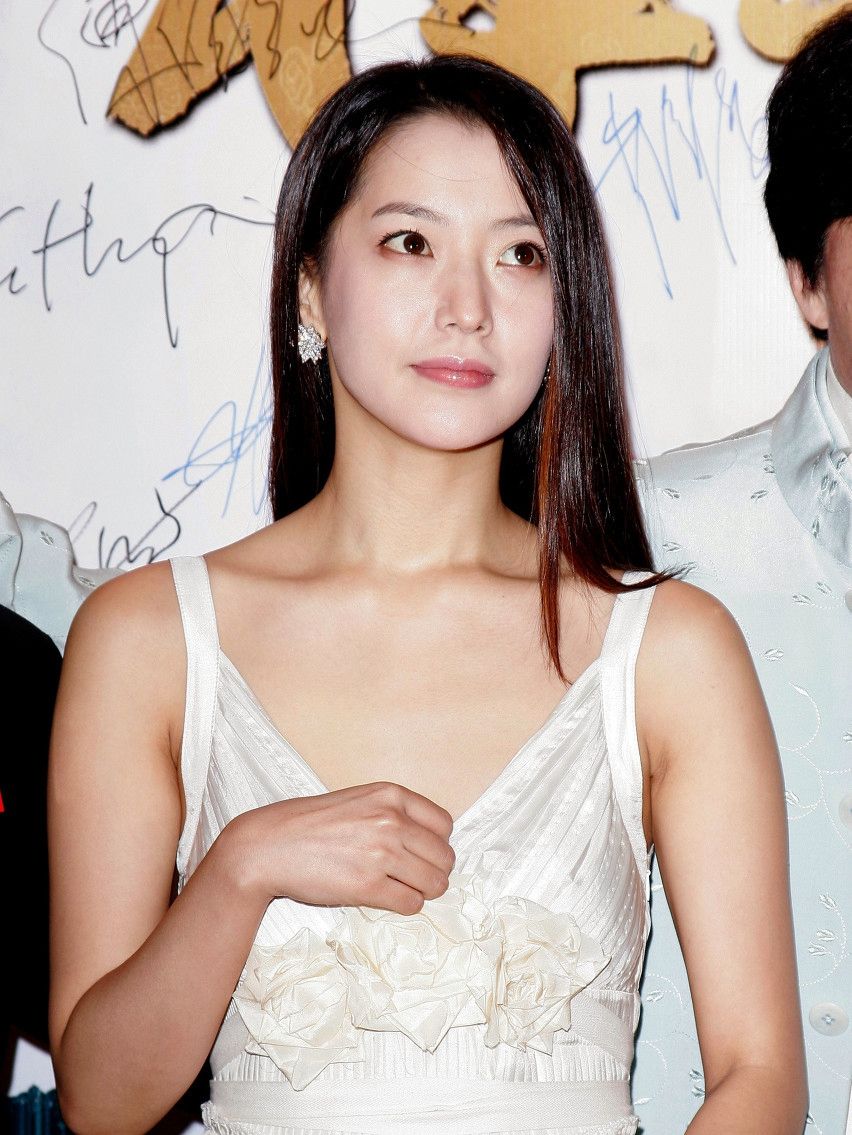 图七是韩国美女——朴敏英个人照片,网友令人心动!