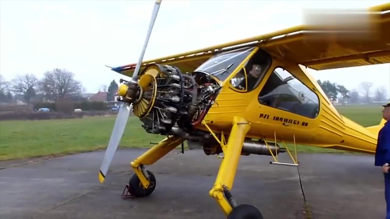 农村小伙改造的小型飞机,启动后,听听星型发动机声音如何?