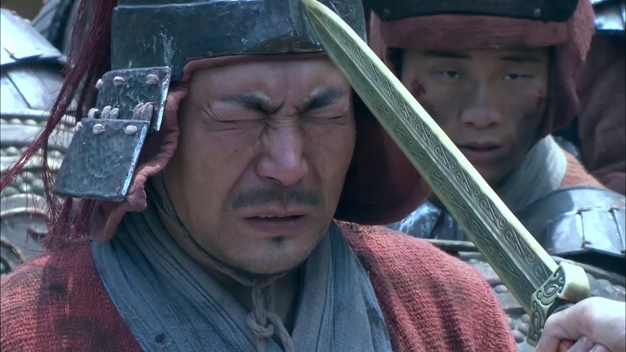 楚汉传奇:项羽见到以前弟兄,没忍心杀他,赠其一份厚礼