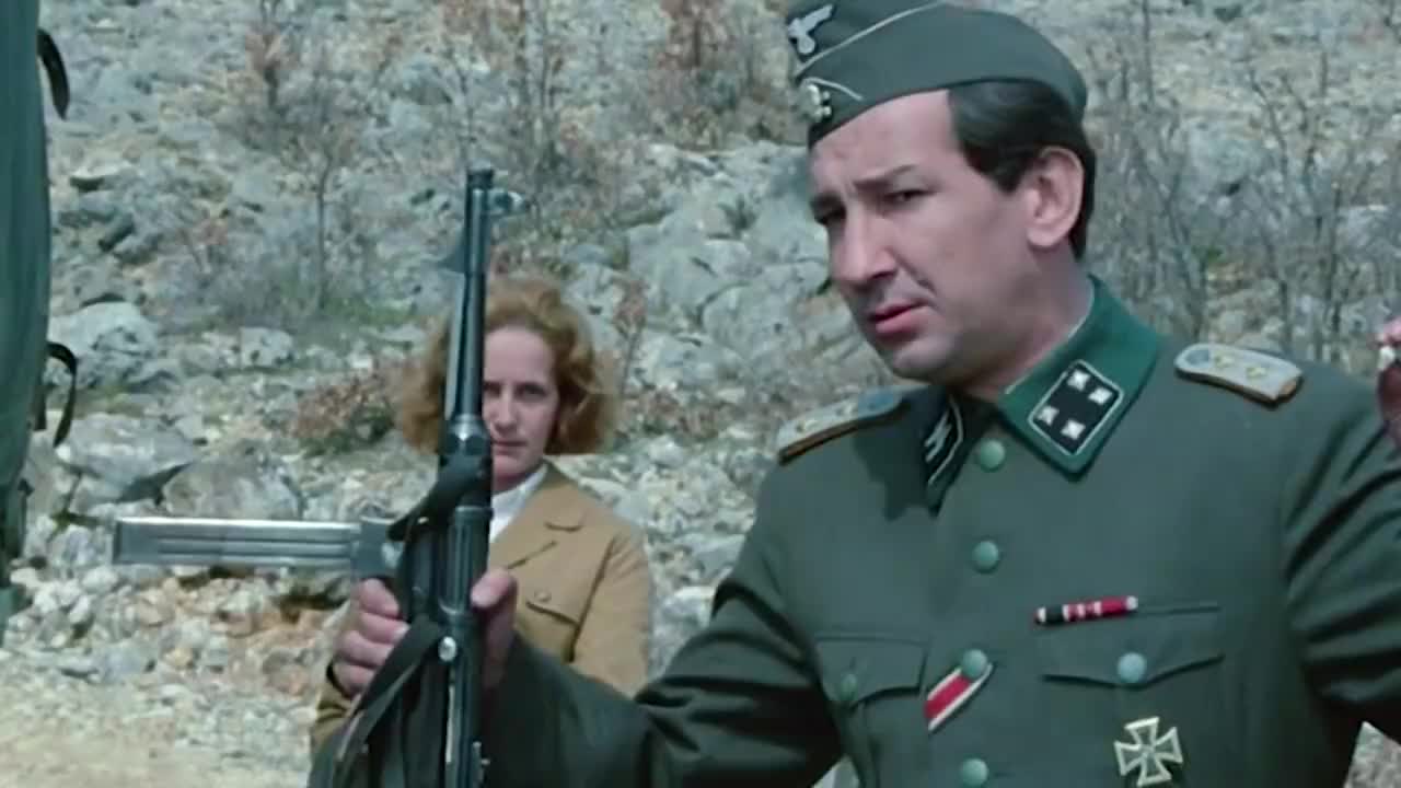 南斯拉夫电影《桥》的插曲《啊,朋友再见》,飘过50年的歌声