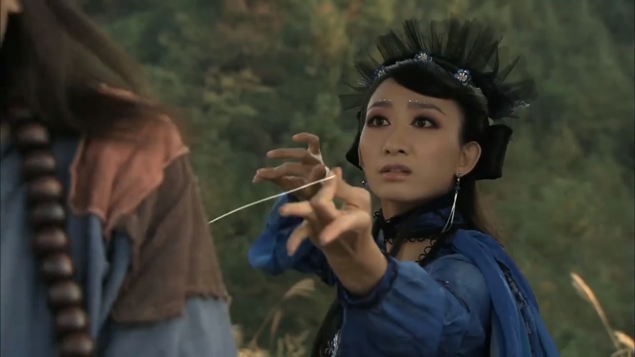 活佛济公道济的右眼皮跳来跳去蜘蛛精还以为是在说她