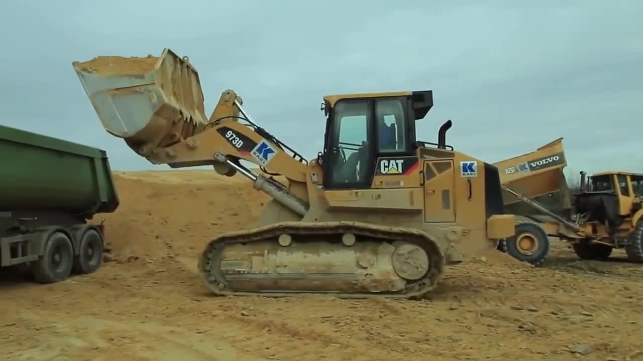 履带型铲车这干活速度一般有啥优势吗