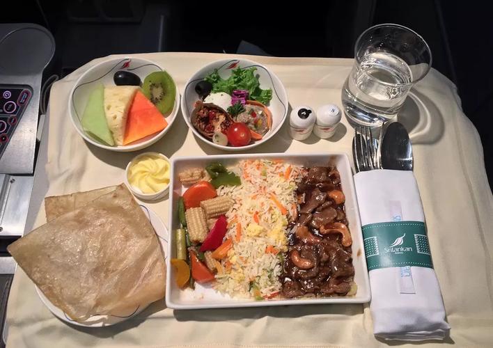 飞机餐是免费的，为什么很少有人要第二份？休闲区蓝鸢梦想 - Www.slyday.coM