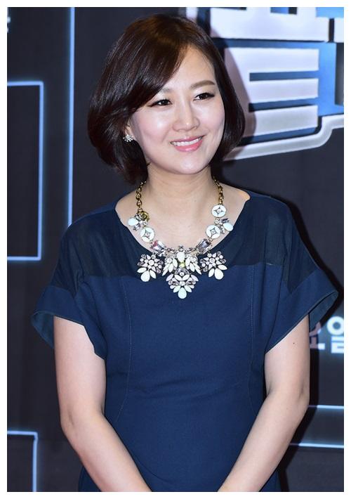 wendy正式回归!携手尹钟信,张润贞,圭贤出击《神秘的唱片店》