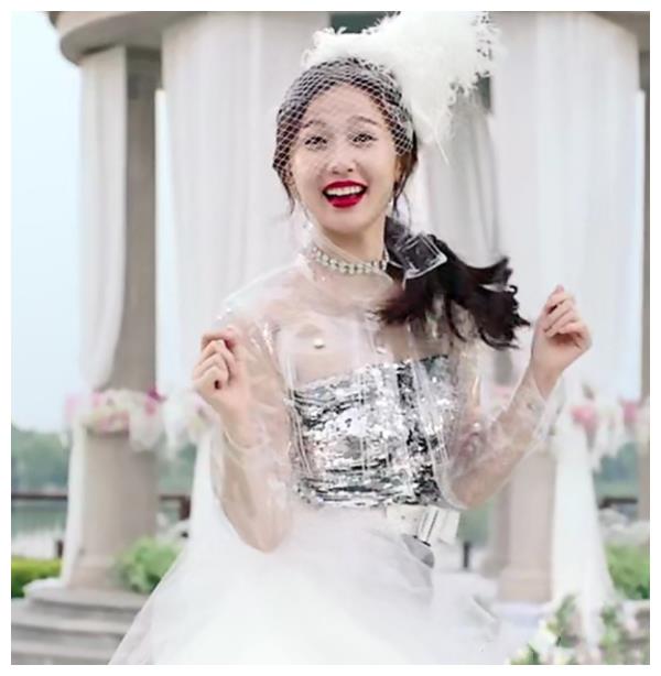 the9成员穿婚纱,许佳琪似精灵,孔雪儿唯美