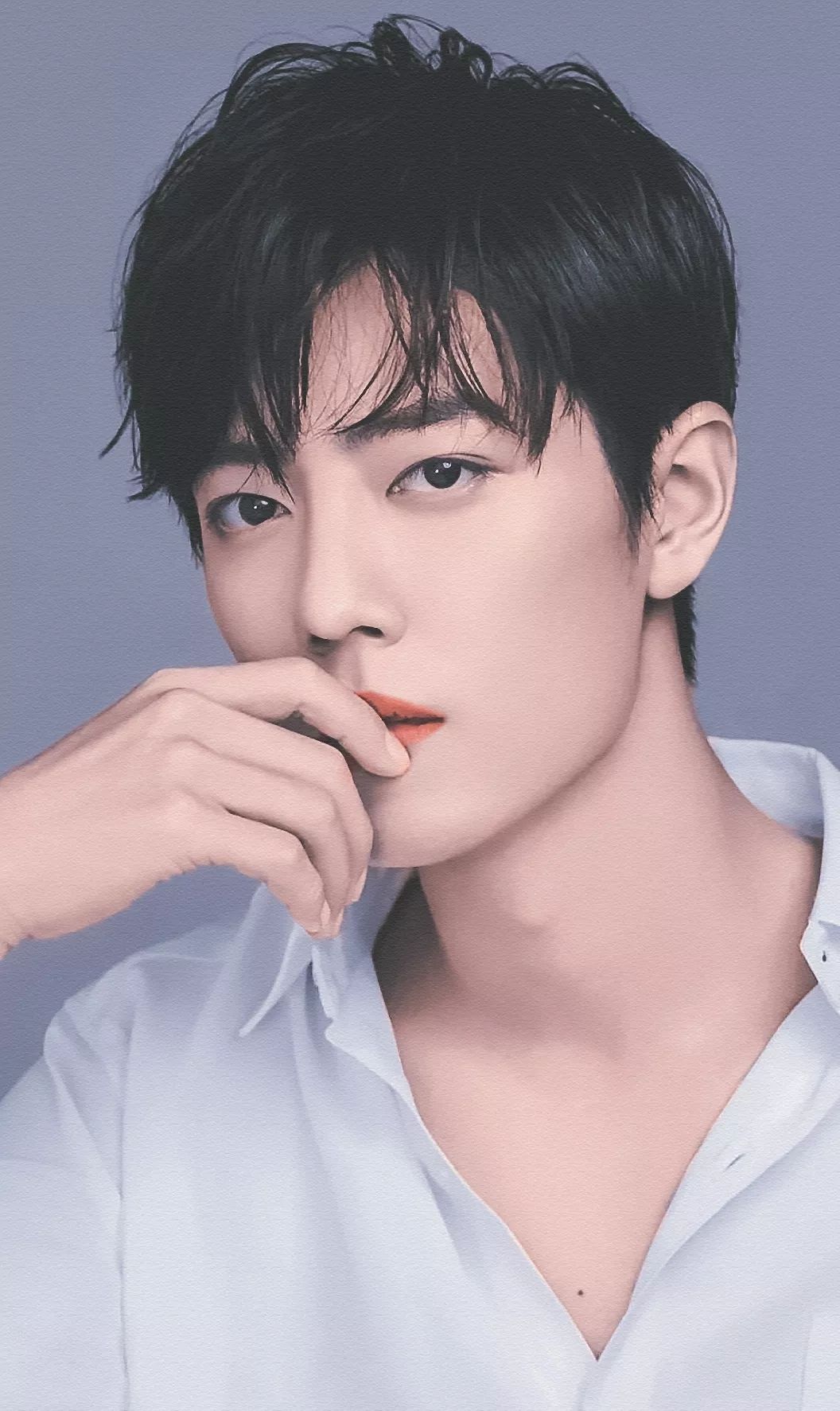 肖战迷妹:你喜欢肖战哪里?_高清图集_新浪网