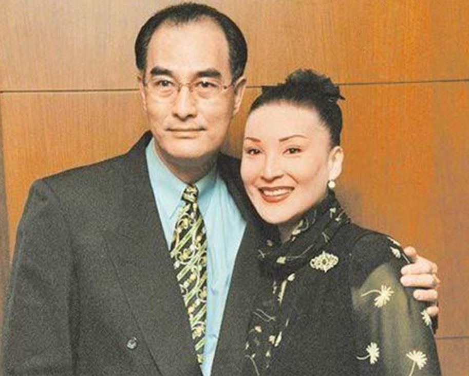 72岁车轩近况曝光,与陈莎莉离婚21年完全断交,交往