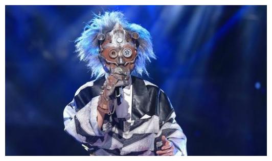 两大c位蒙面歌王对打现场失误粉丝大闹黑幕素质立见高下