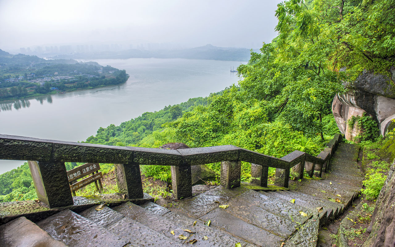 三:马千69王坚从钓鱼城离职后,南宋朝廷任命马千为兴元府都统兼知