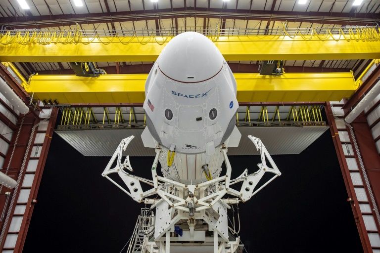 埃隆·马斯克的SpaceX太空探索技术公司首次执行宇航员任务