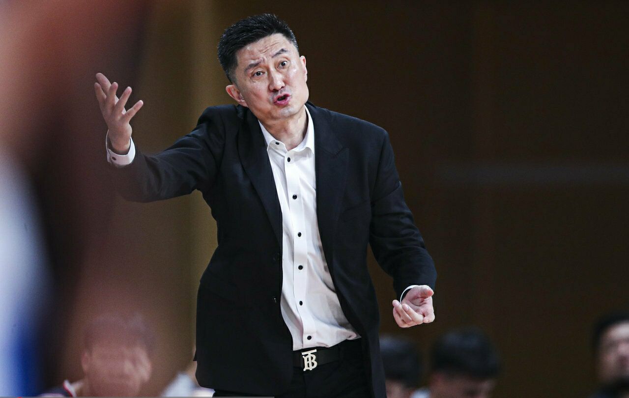 张昊:感谢杜锋给年轻小将机会!广东男篮:赵锦洋失误"辣眼睛"