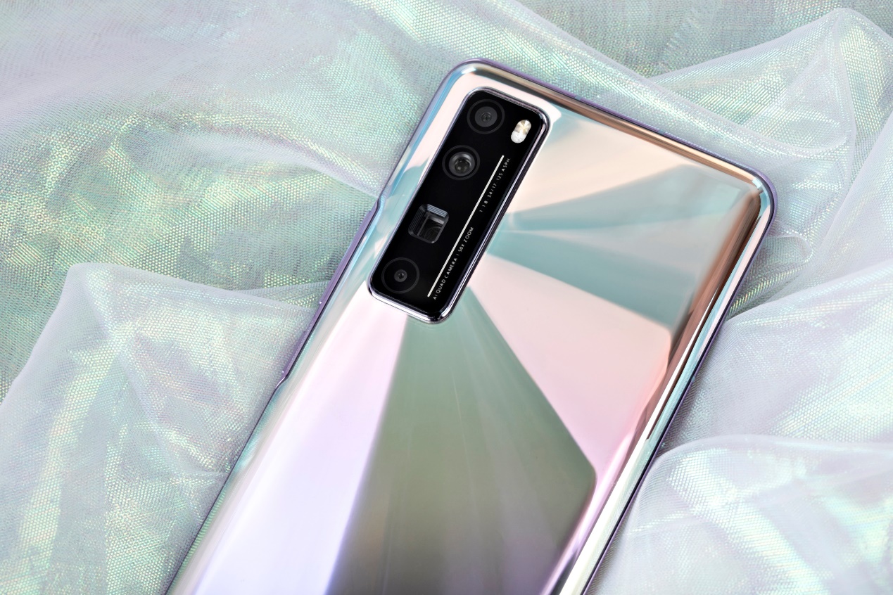 华为nova7 pro 5g体验评测:3200万前置追焦双摄记录你的美