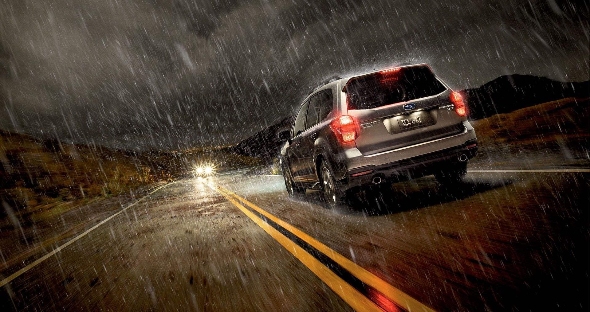 老司机:记住下面几个方法|暴雨|车距|行车_新浪新闻