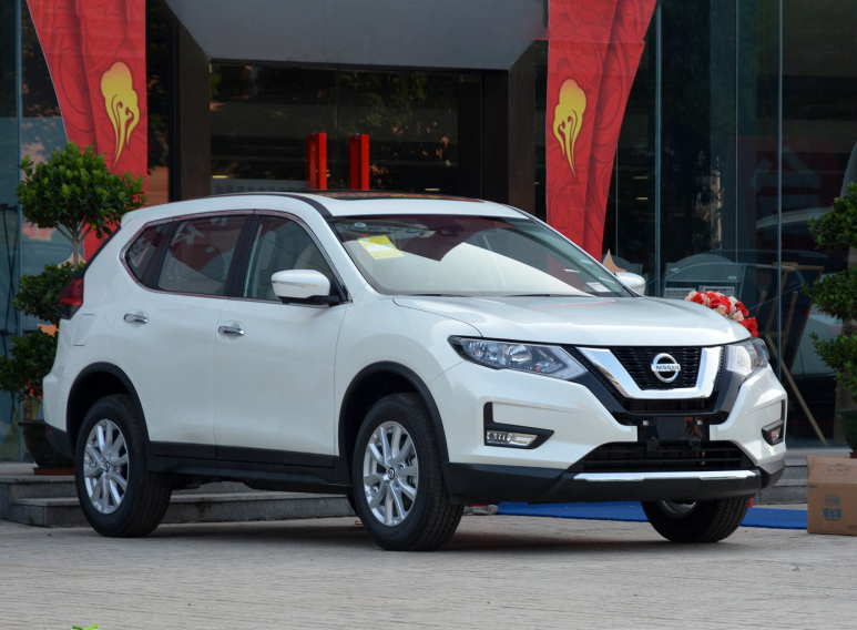 日产奇骏口碑佳价格亲民 四驱suv车型越野性能纯正