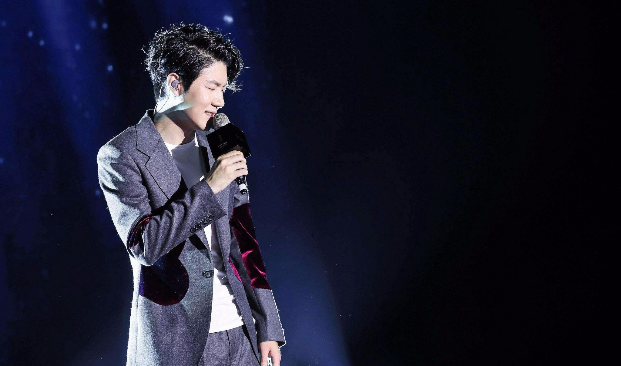 那些你们无法抗拒的"低音炮"男歌手们,他们的低音可以有多低?