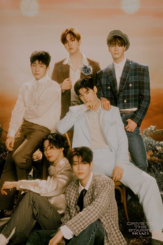 韩国男团astro公布新专辑完全体宣传照