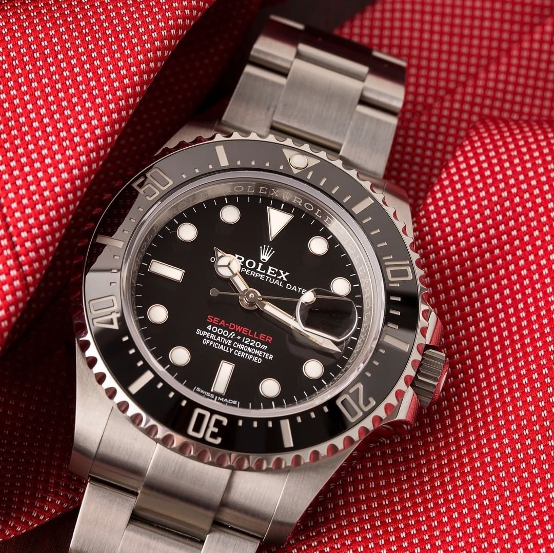 新鲜感十足的红字海使腕表点评极具纪念性意义的劳力士单红鬼王