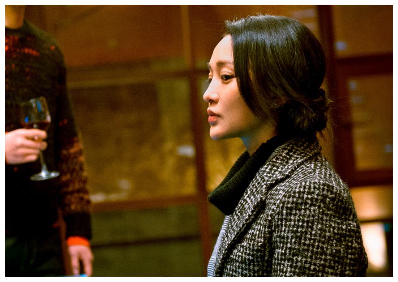 保持沉默扑朔迷离的真相总会带来一次次的转折