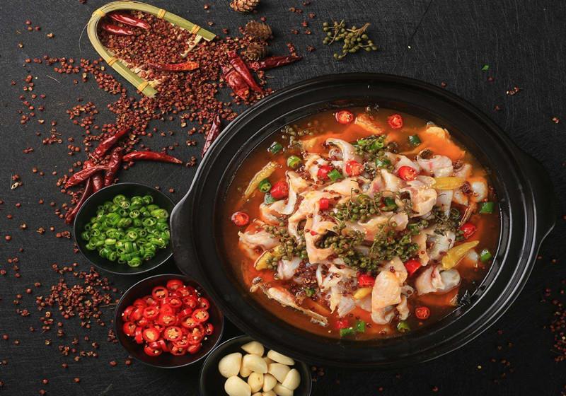 爽辣鲜香的麻麻鱼鱼肉嫩滑口感地道配上饭后静立辅助消食