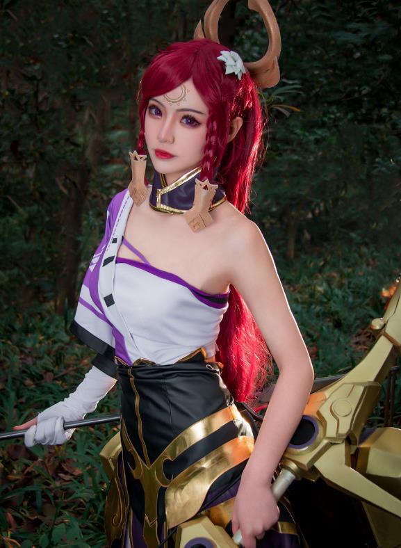 王者cos伽罗真人版太华充满神性花见巫女一箭破魔