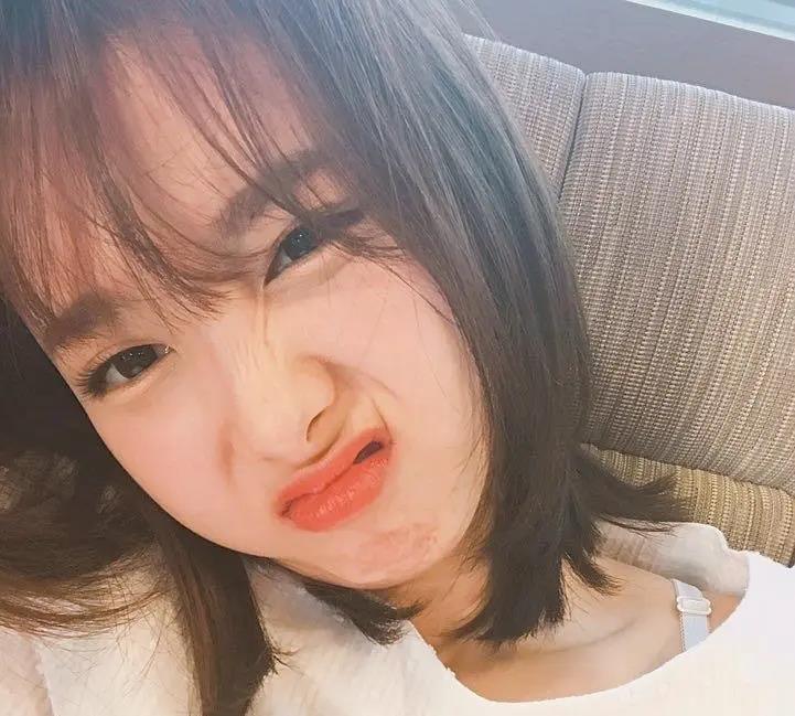 26岁林娜琏近照：满脸汗渍浮粉，脸颊肿胀，连粉丝都夸不出口休闲区蓝鸢梦想 - Www.slyday.coM