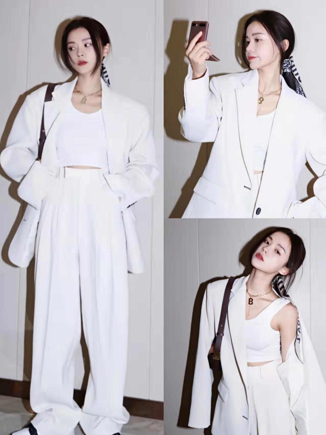 白色西装果然太显气质了春季这样搭温柔优雅美到让人移不开眼