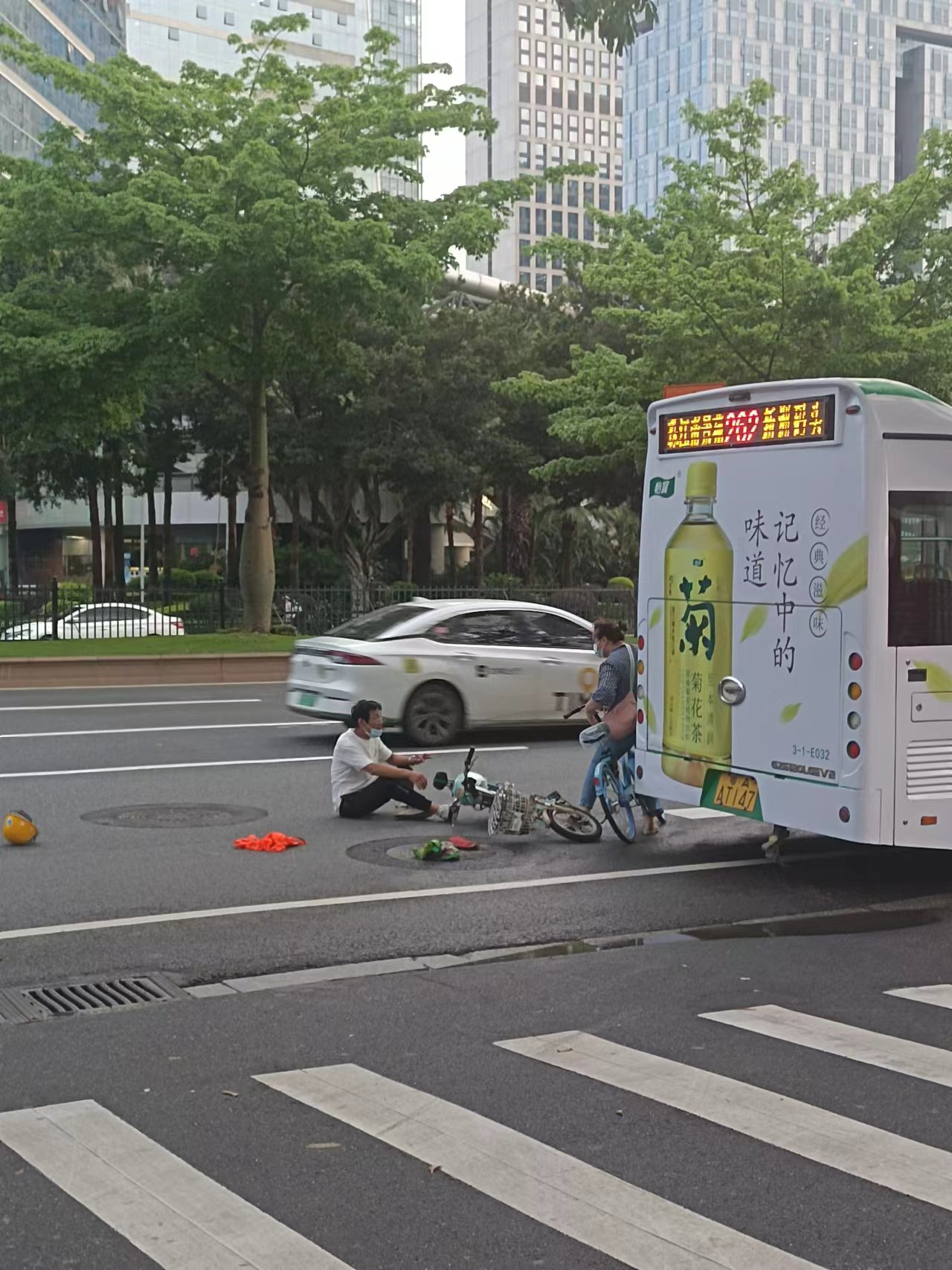 广州市被停止“全国文明城市”称号背后的议论和思考休闲区蓝鸢梦想 - Www.slyday.coM