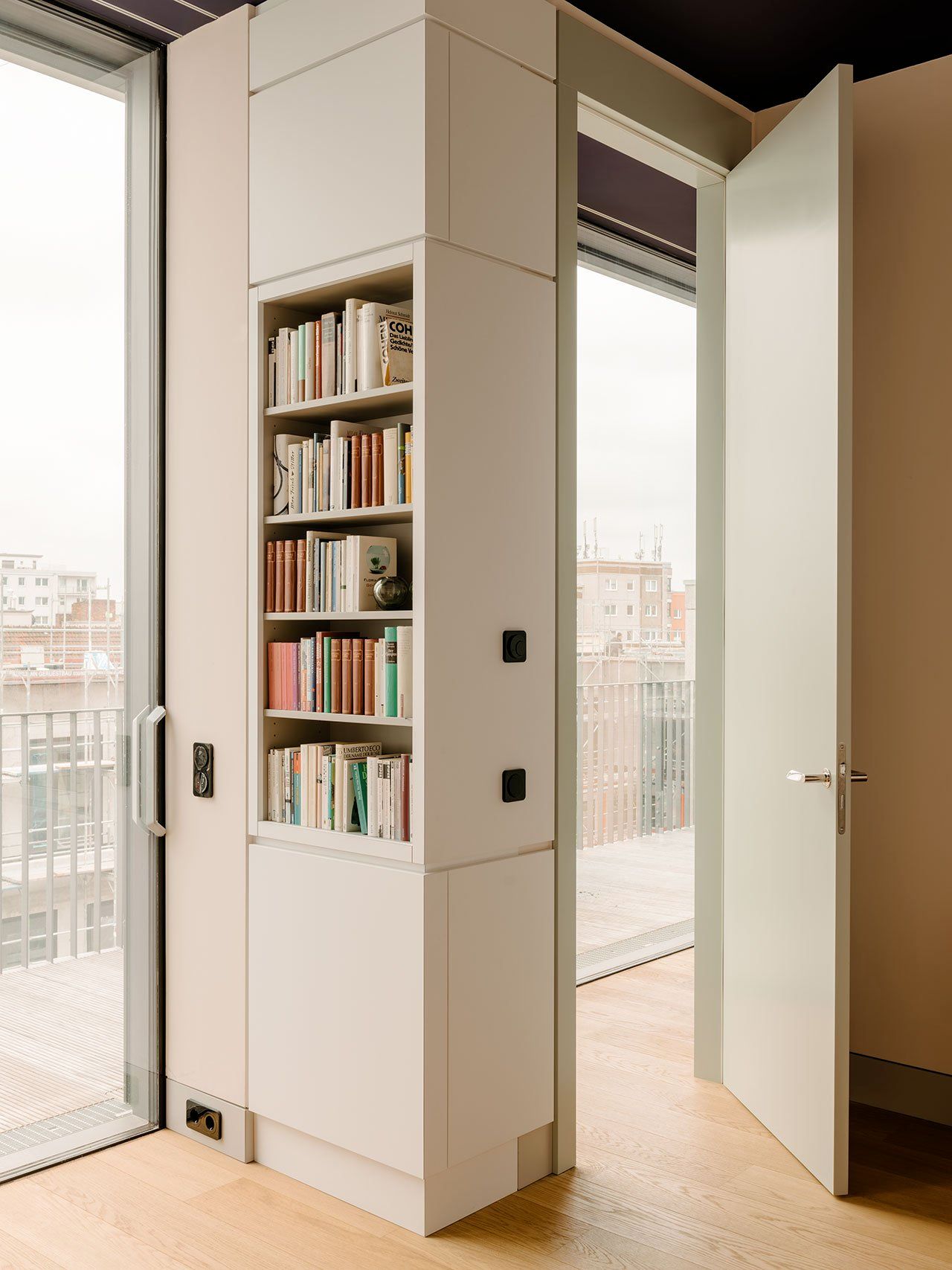 花了7个月,改造160㎡老宅,完工后的复古风,让邻居都羡慕了休闲区蓝鸢梦想 - Www.slyday.coM 花了7个月,改造160㎡老宅,完工后的复古风,让邻居都羡慕了休闲区蓝鸢梦想 - Www.slyday.coM