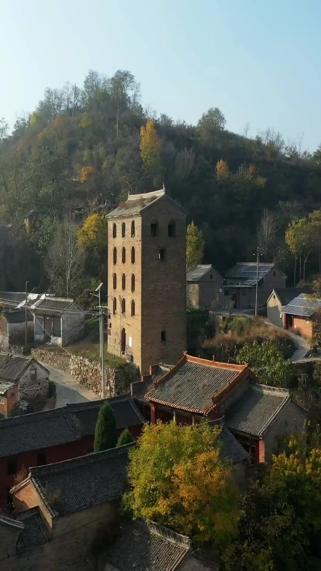 矗立农村里的了望楼,历经沧桑依然美丽壮观!