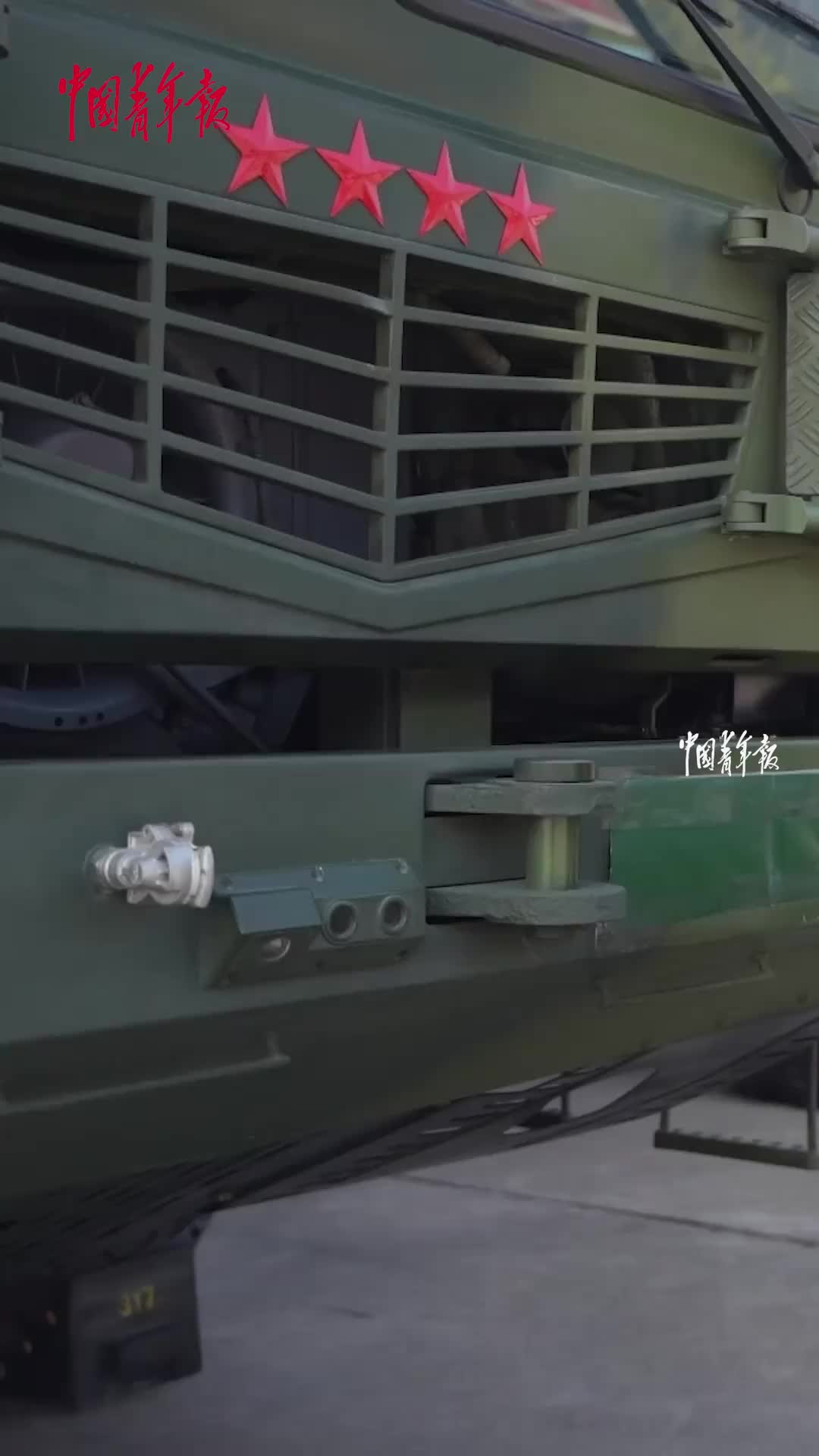 这是火箭军最硬核的勋章，一枚红星就是一次亮剑！