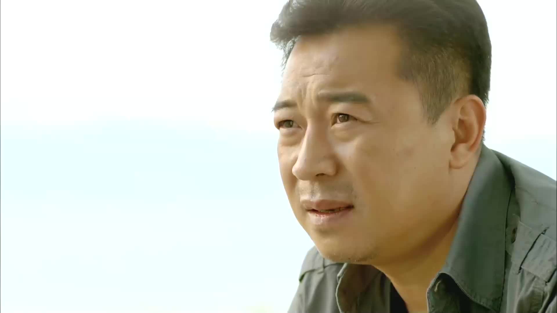 后海不是海-王响晴劝大哥向前看,但对方不听劝,转头就走了!