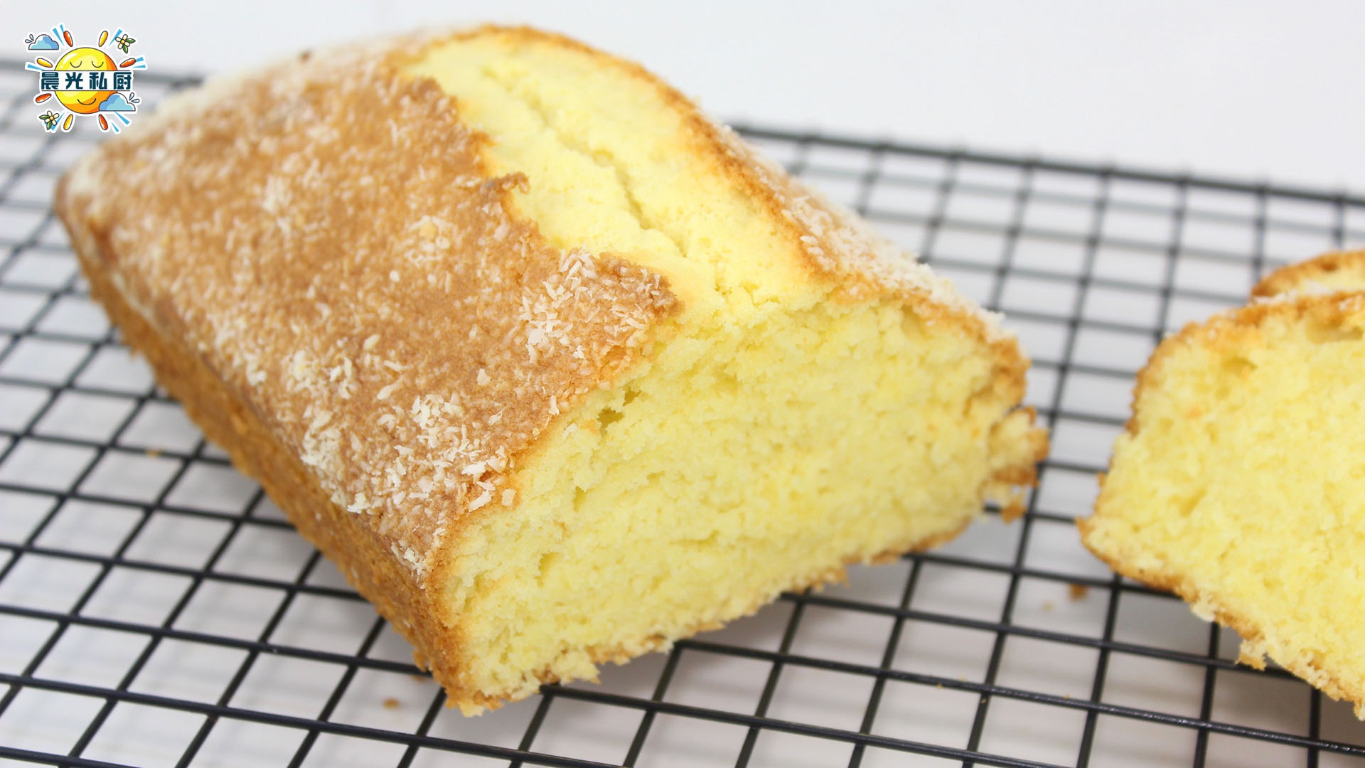 椰丝奶香蛋糕升级版磅蛋糕分享怎么做都会有漂亮裂口的小窍门