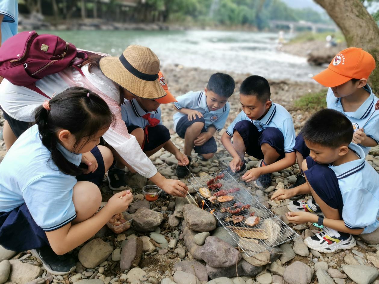 火种的延续之疯狂的厨师桂林理工大学附属小学研学之旅