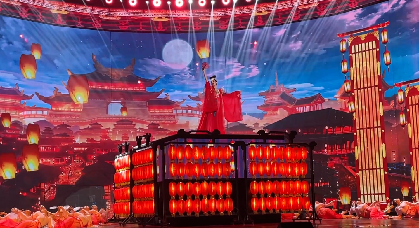 湖南卫视春晚收视夺冠地域节目扶贫内容都是巨大亮点