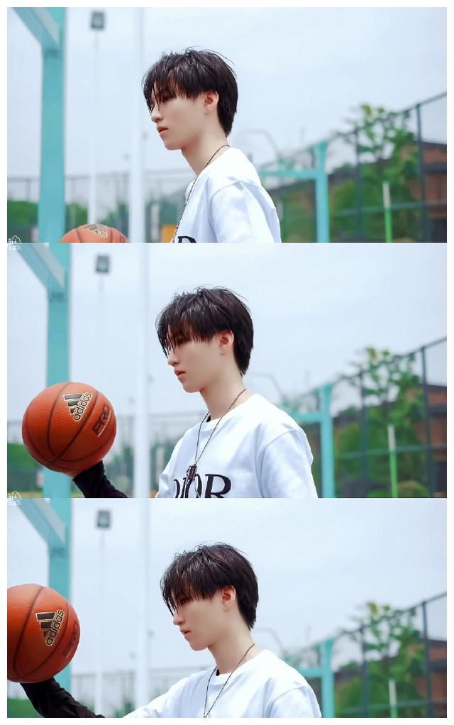 200831 篮球学长王俊凯帅气上线 来自校草的颜值暴击