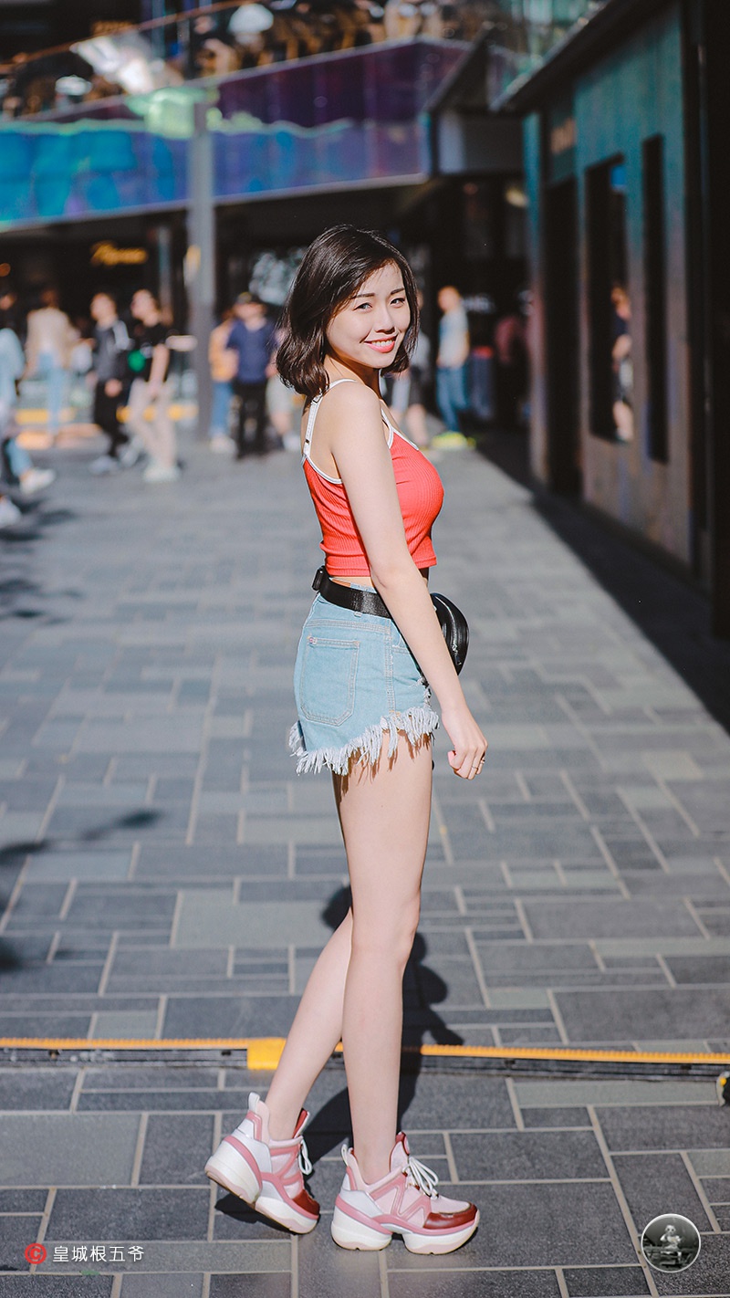 街拍不施粉黛才是美丽不要认为普通人与时尚无关