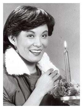 原来是刘松仁在进行了失恋放松旅游时,意外相识了空姐苏嘉燕.