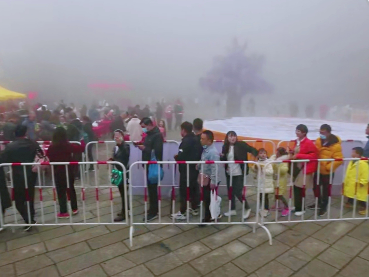 河南洛阳某景区连续四年推出一元午餐，有人说这是炒作，真的吗？休闲区蓝鸢梦想 - Www.slyday.coM