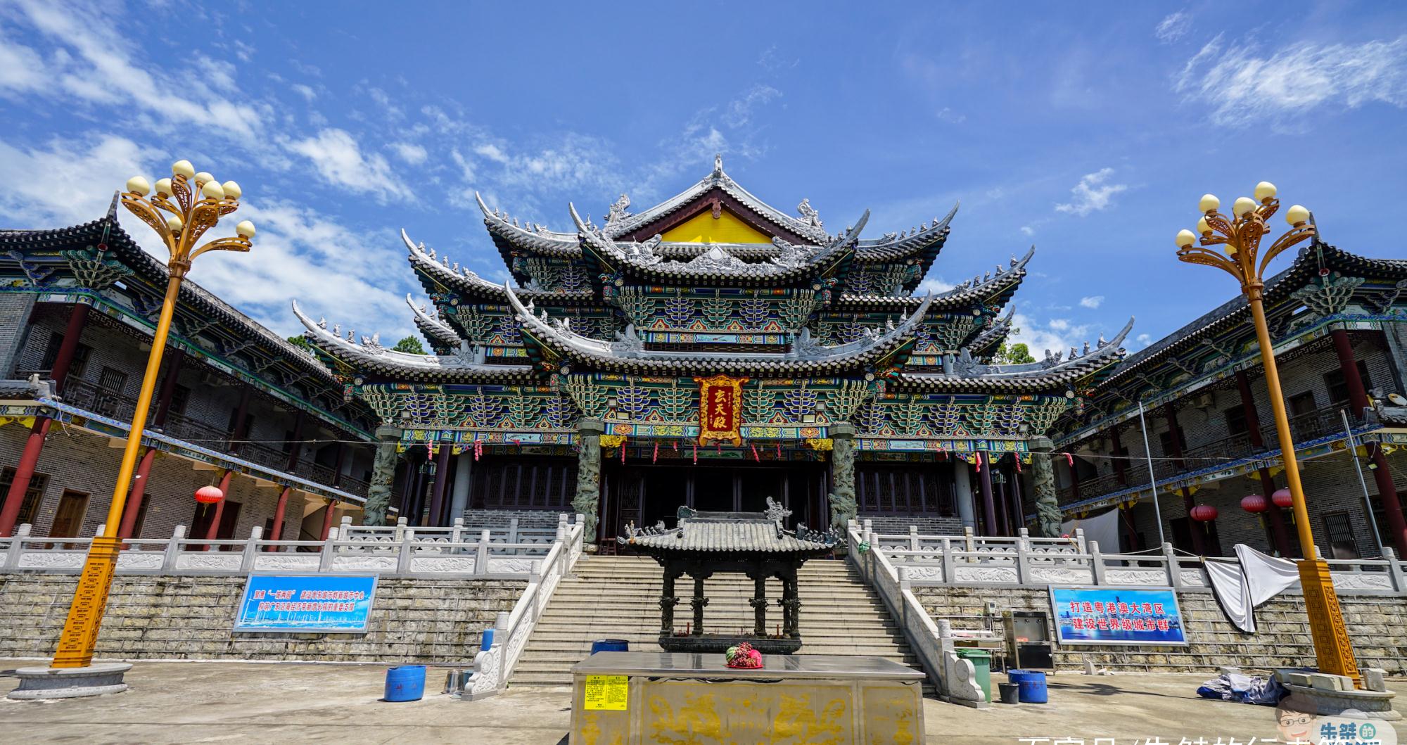 甘泉,海市蜃楼为主的沿海风光,另一个则是以佛教为主的宋木肮畚