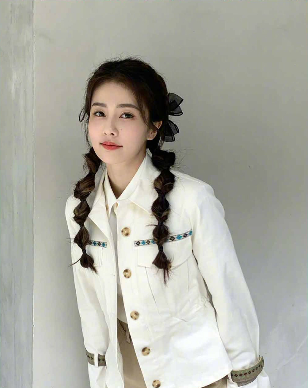 甜甜的双马尾发型天真浪漫少女心满满青春靓丽可爱无敌