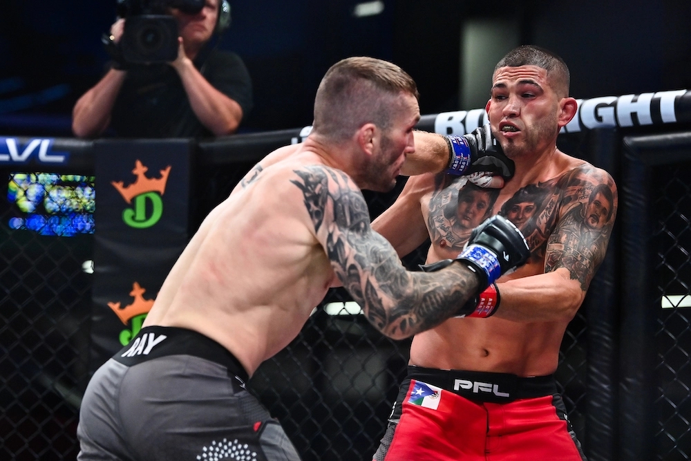 佩蒂斯被身体三角锁降服告负舍费尔爆冷点胜卡伯罗扎