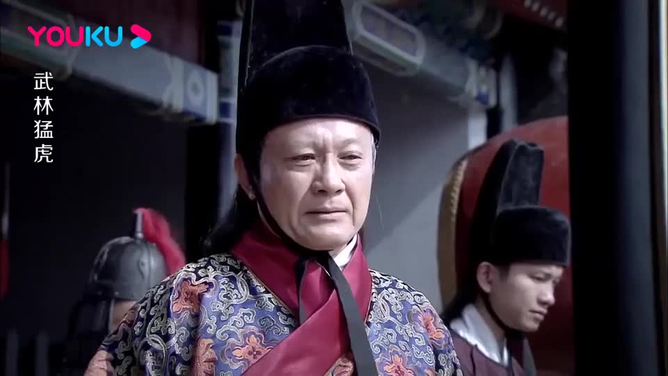太监仗着自己手握圣旨,要逮捕将军,不料将军手下当场拔刀哗变!