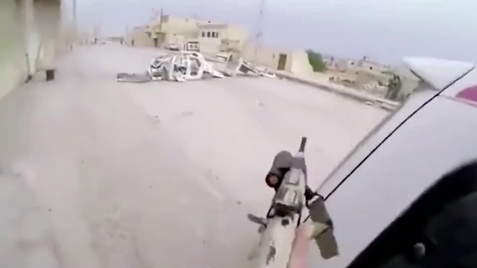 实拍叙利亚士兵第一视角战斗画面,不敢轻易抬头!
