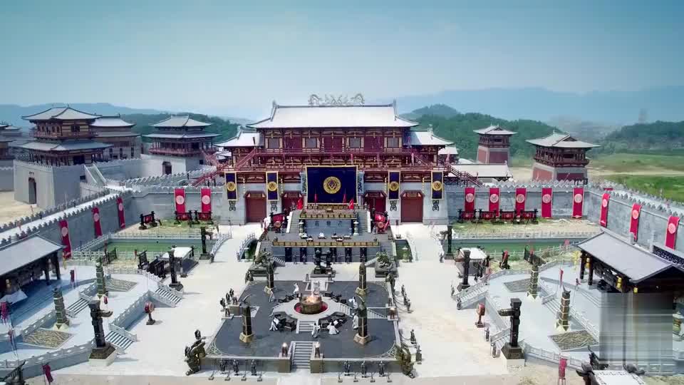 影视:楚乔和燕洵一起,被押到九幽台,看到砍头闸