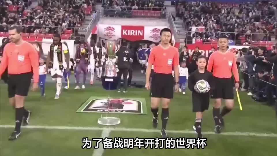 日本韩国双双告捷：孙兴慜精彩任意球破门，加纳中场遭断腿惨剧