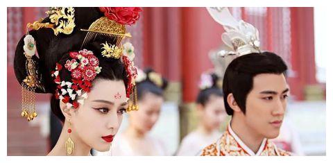2020最火的宫斗剧排名_播放量破百亿的宫斗剧:《甄嬛传》132亿排第4,第1即
