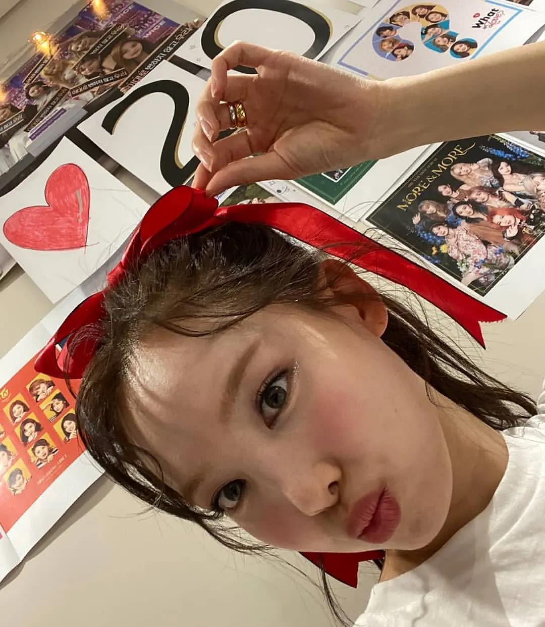 26岁林娜琏近照：满脸汗渍浮粉，脸颊肿胀，连粉丝都夸不出口休闲区蓝鸢梦想 - Www.slyday.coM