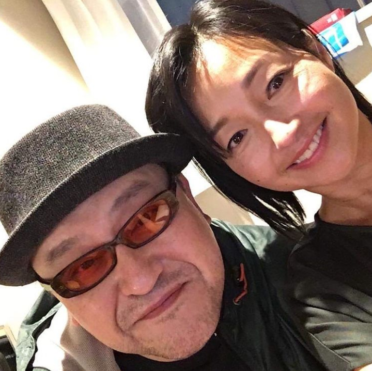 51岁李绮红近况曝光嫁外籍人后淡出荧幕儿子长大超帅气